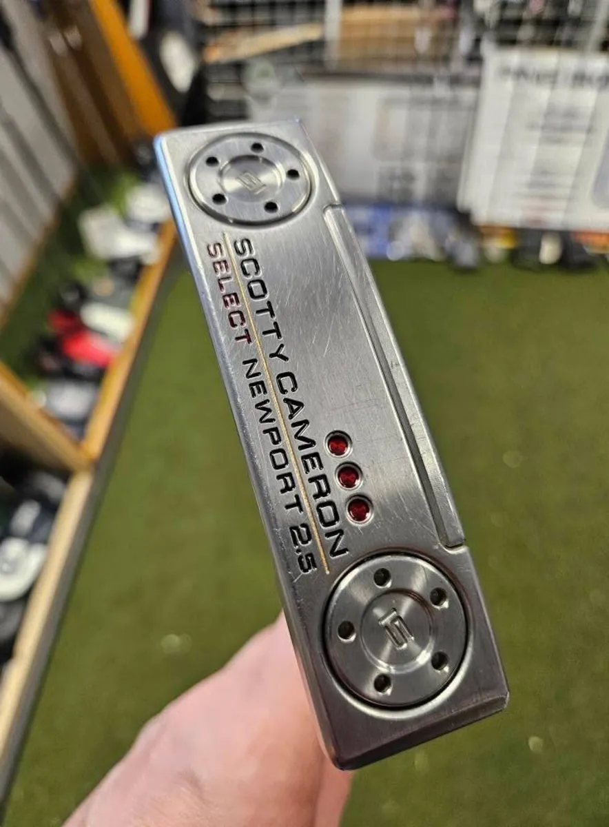 Scotty Cameron Newport 2.5 Putter - Image 2