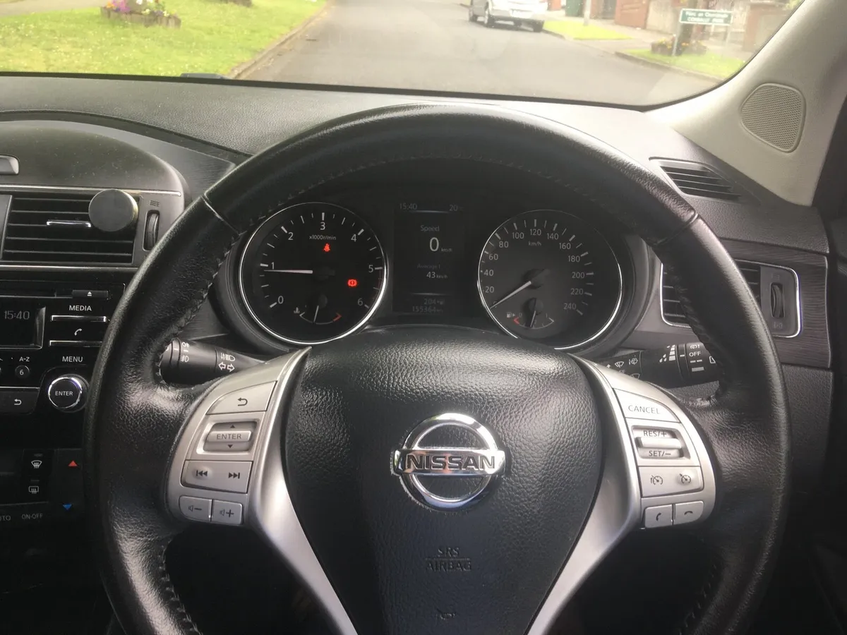 Nissan Pulsar 2015 - Image 2