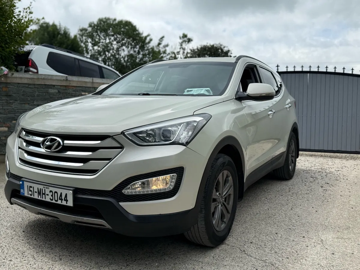 2015 Hyudai santafea 4wd executive - Image 2