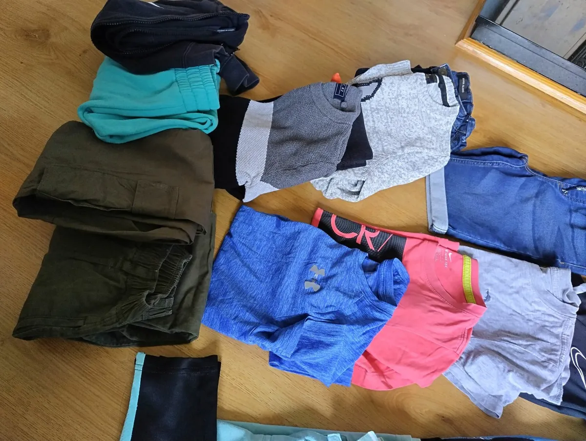 Boys  bundles age 8-10 - Image 4