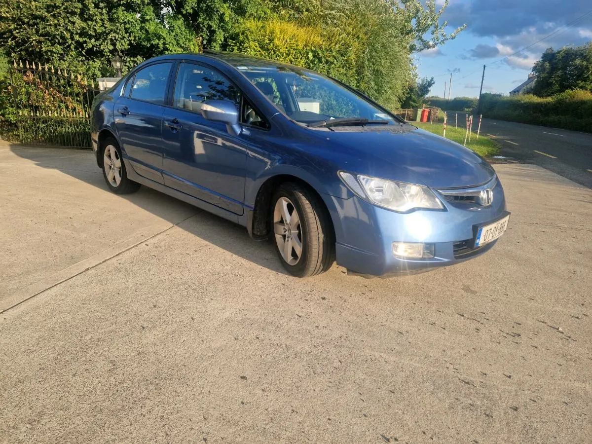 2007 Honda Civic - Image 2