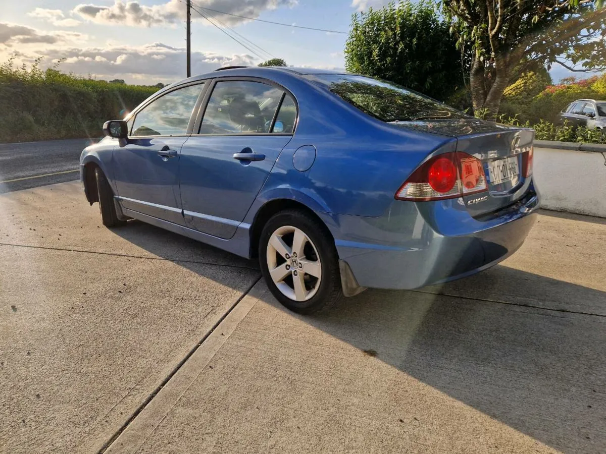 2007 Honda Civic - Image 3