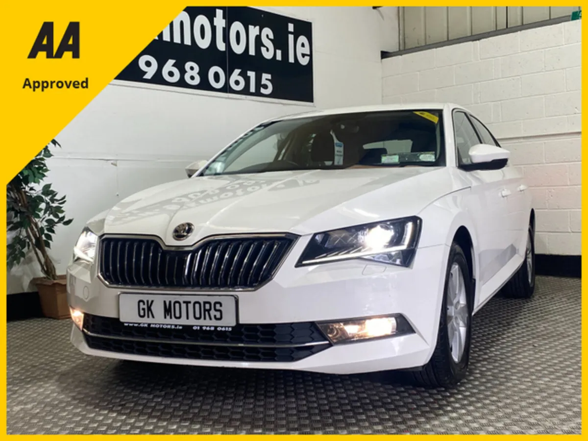 Skoda Superb 2018///LOW MILEAGE//FINANCE AVAILABLE - Image 1
