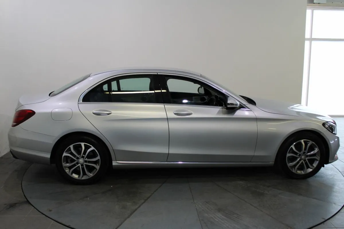 Mercedes-Benz C-Class C 200 D Avantgarde A/T - Image 4