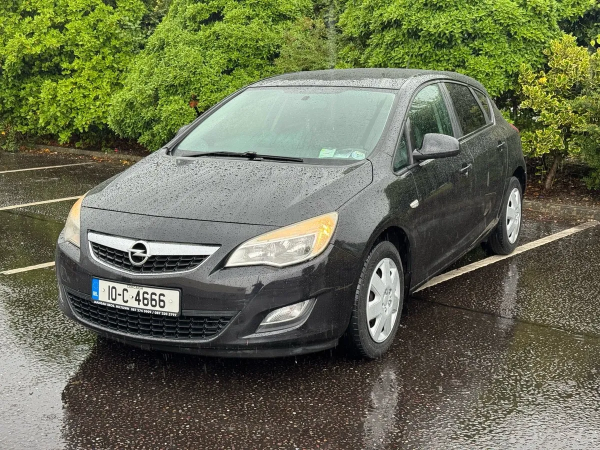 Opel Astra 1.4 Petrol New NCT - Image 1