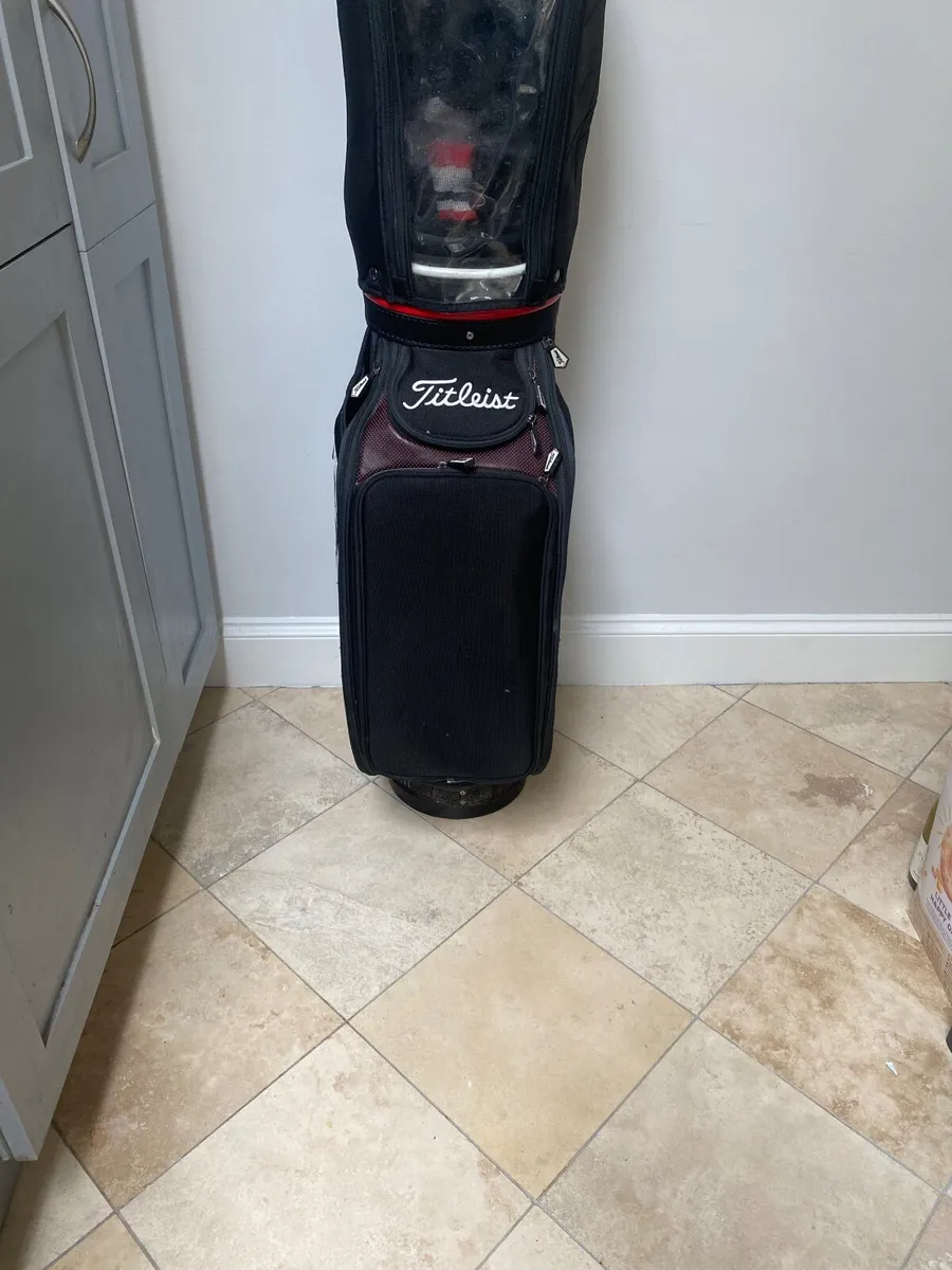 Titleist Tour/Staff Golf Bag - Image 3