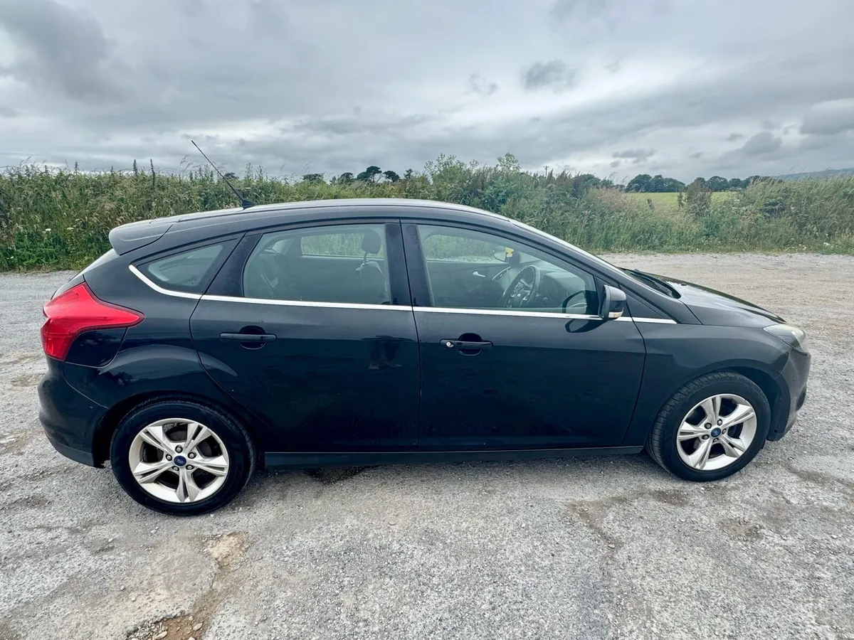 Ford Focus - Image 2