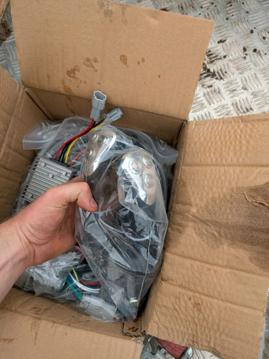 Hydraulic shear - Image 4