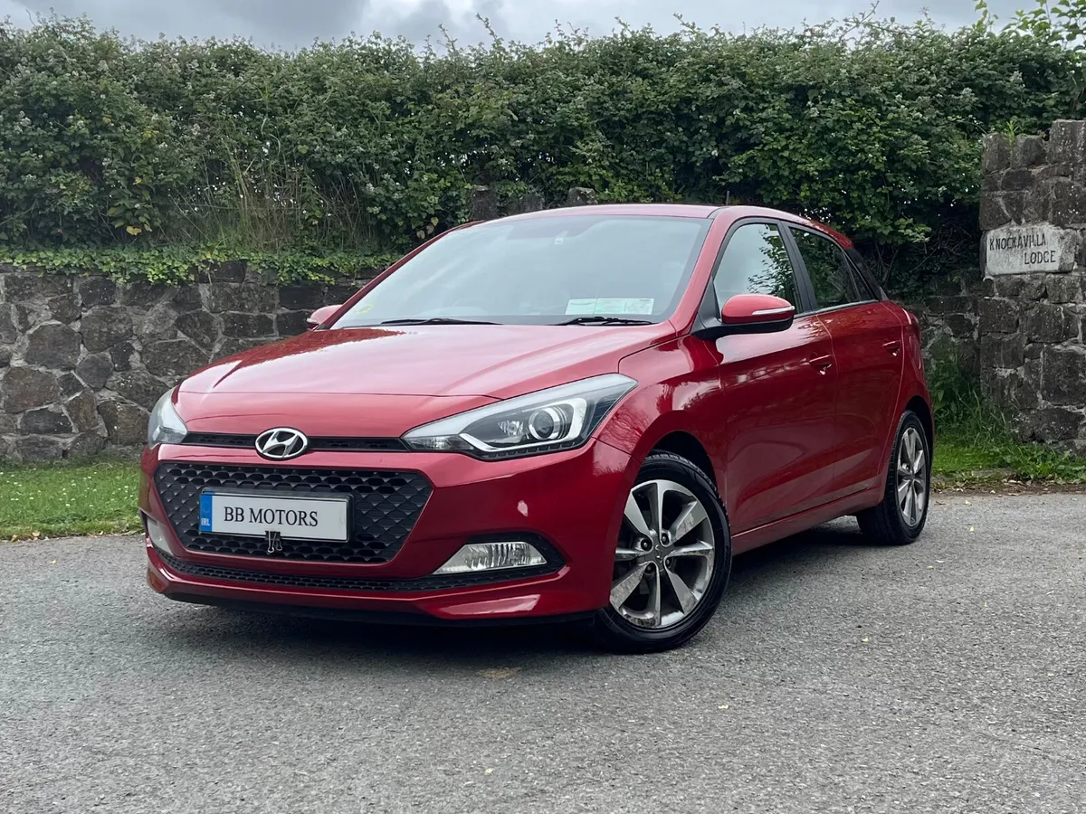 Hyundai i20 1.2 Deluxe - Image 1