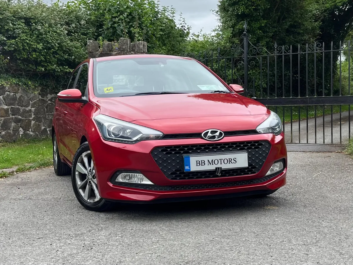 Hyundai i20 1.2 Deluxe - Image 4