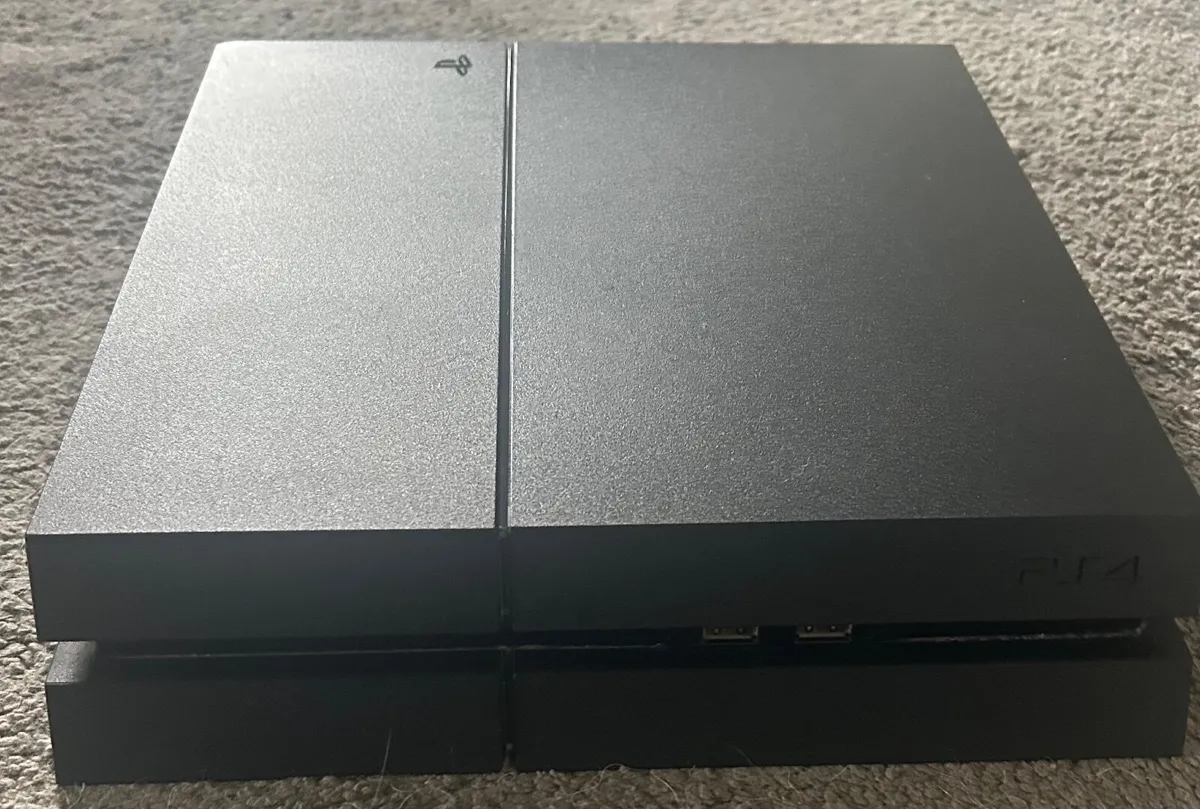 PlayStation 4 - Image 1