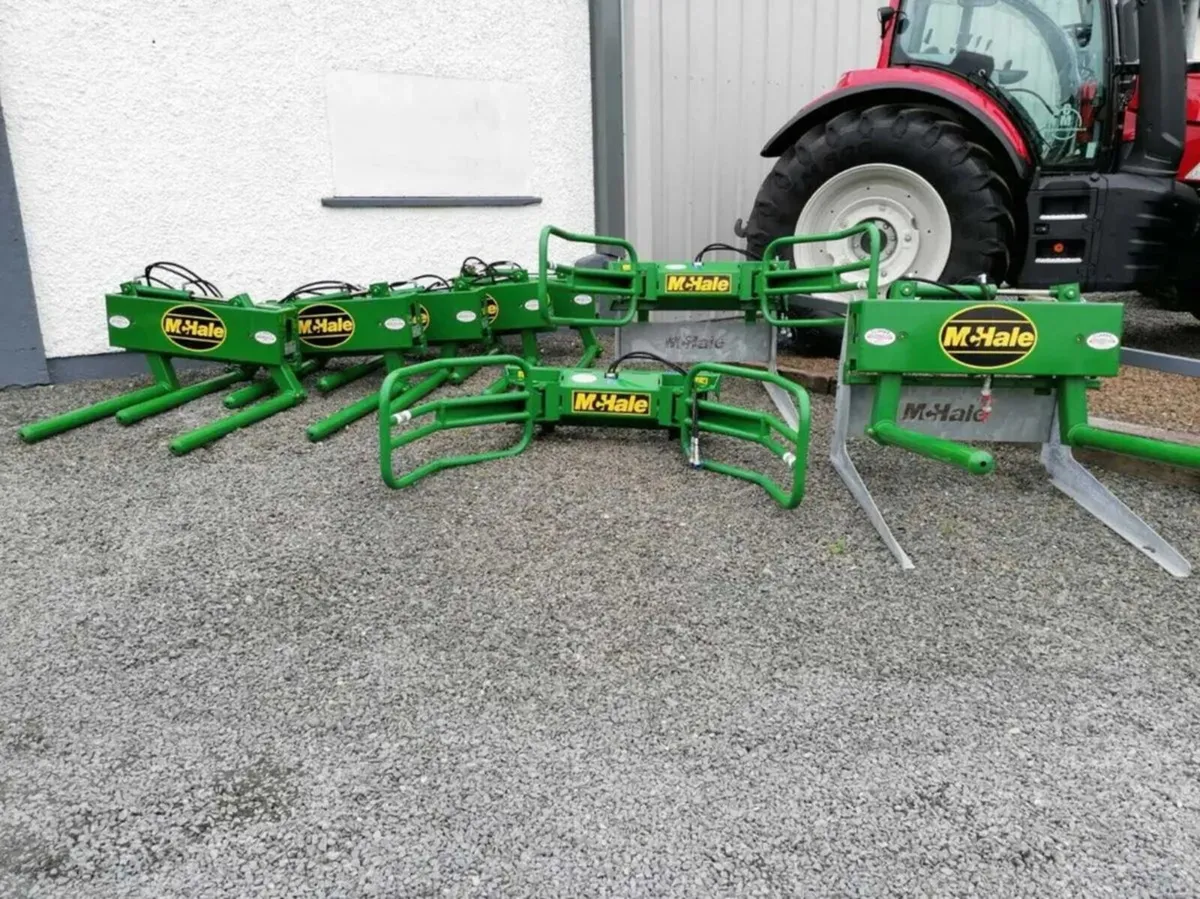 McHale 691 Bale Handler