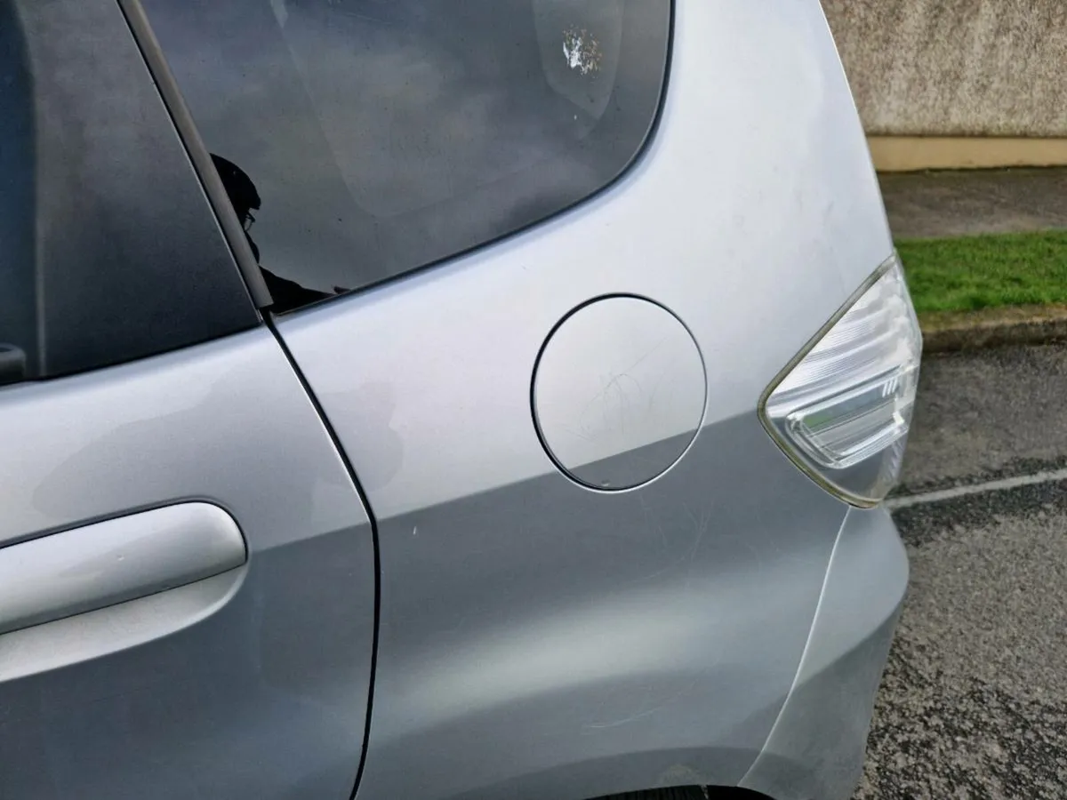Honda Fit - Image 3