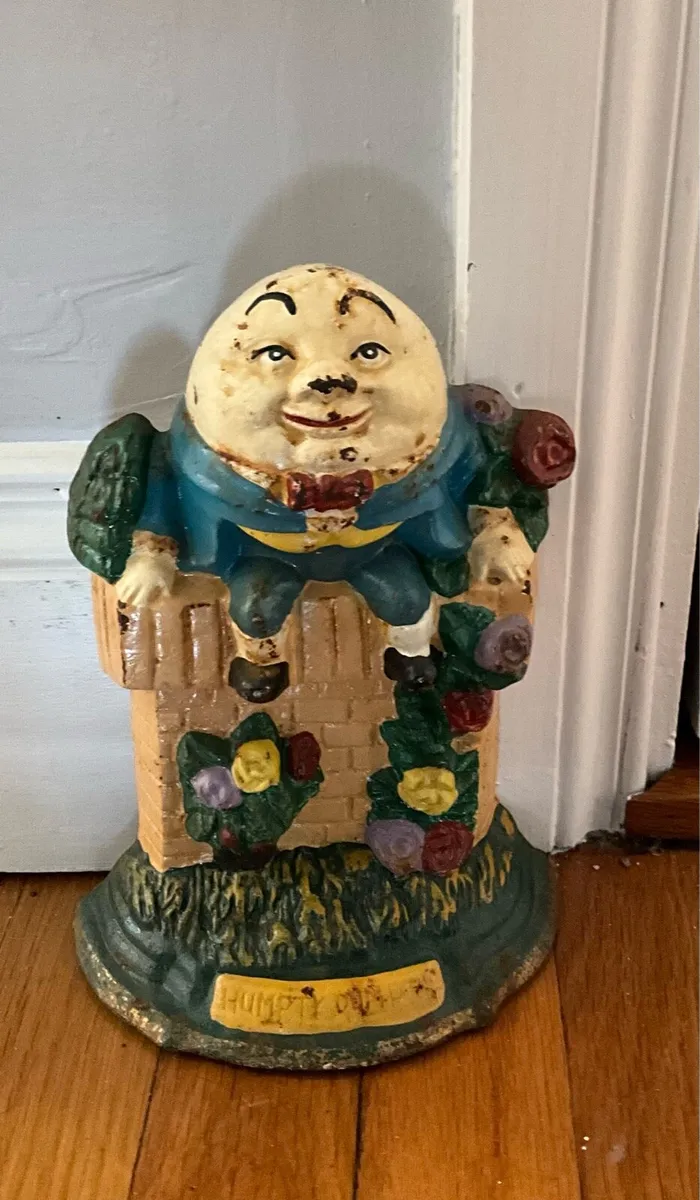 Antique Vintage Humpty Dumpty Cast Iron Door Stop - Image 1