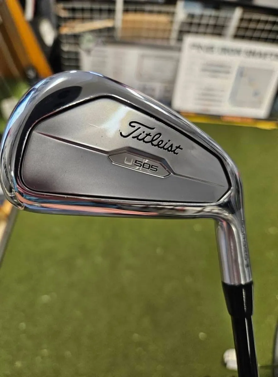 Titleist U505 Forged 1 Iron - Image 1