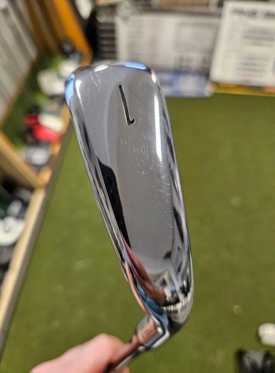 Titleist U505 Forged 1 Iron - Image 3