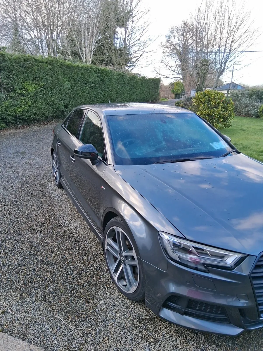 Audi A3 Saloon S-line 2017 - Image 3