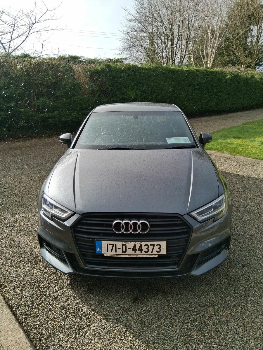 Audi A3 Saloon S-line 2017 - Image 4