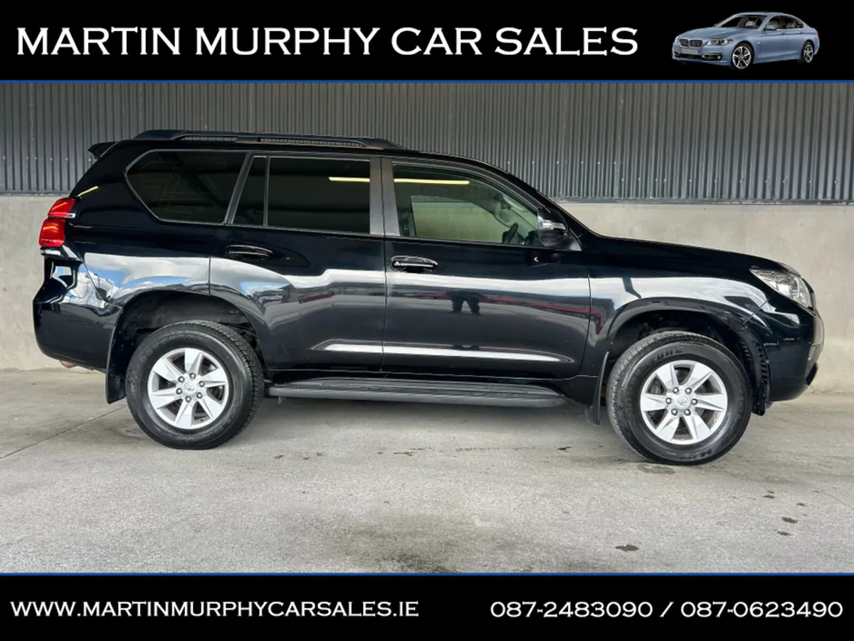 Toyota Land Cruiser 2.8 LWB MANUAL - Image 2