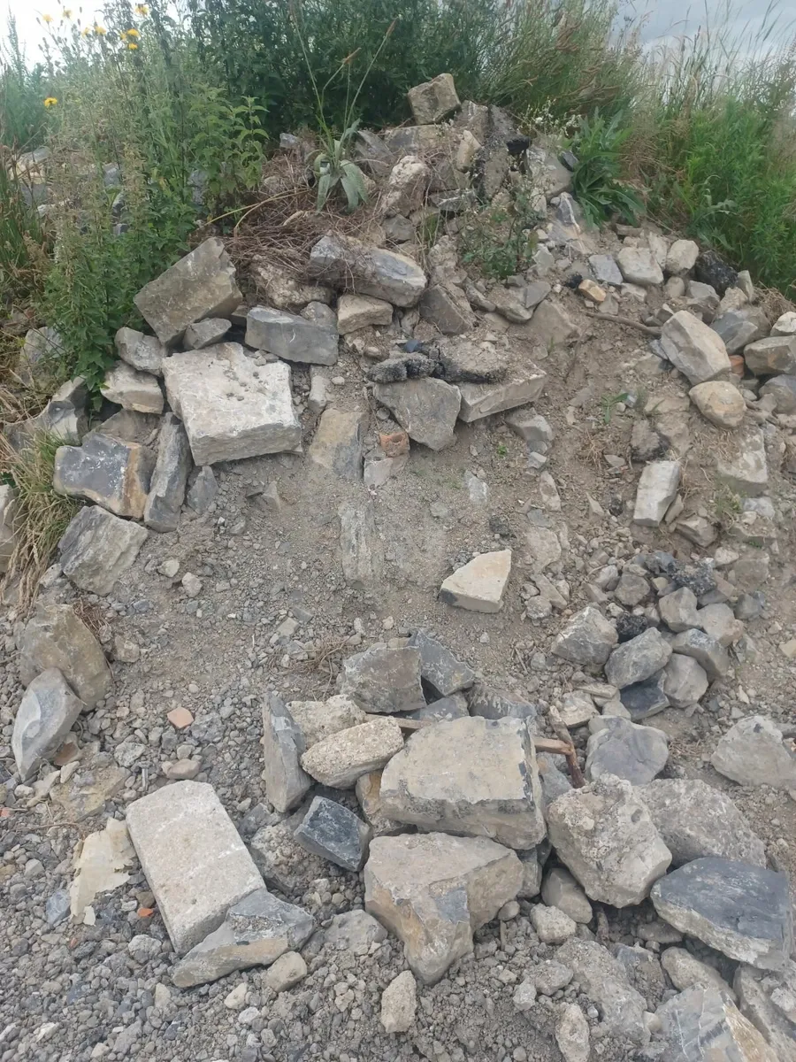 Building Limestone - Image 3