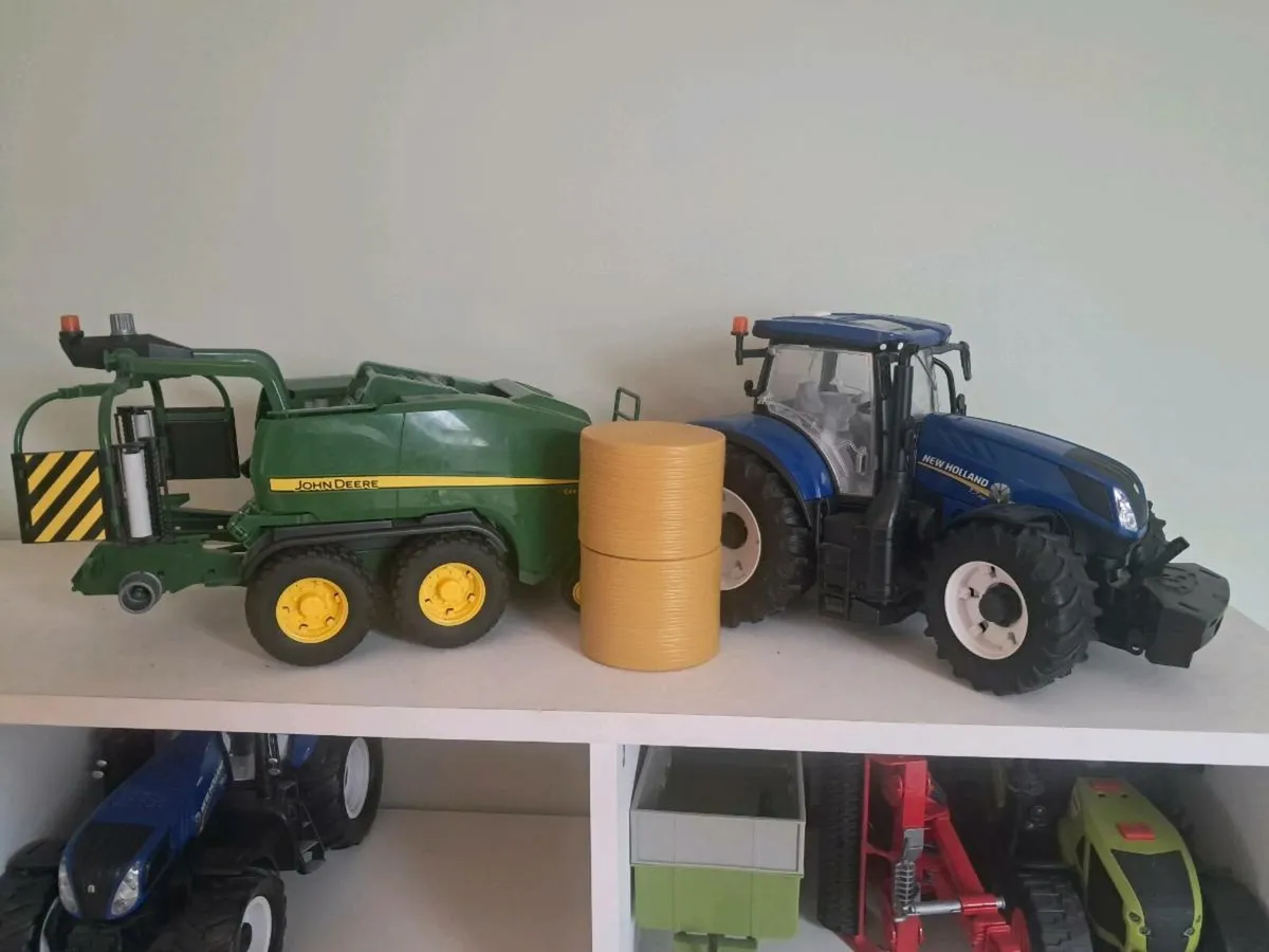 Toy Tractors - Image 2