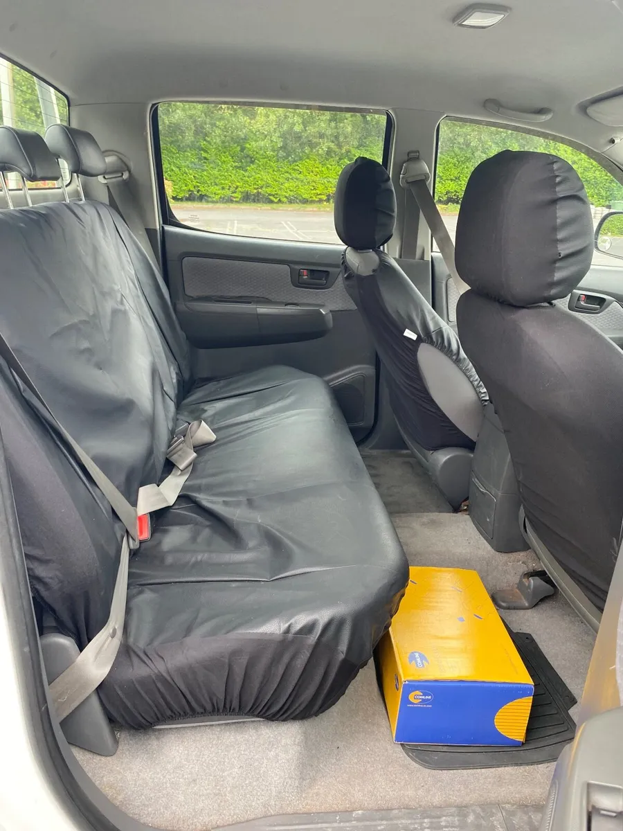 Toyota Hilux 2012 2.5 D4d 4x4 - Image 2