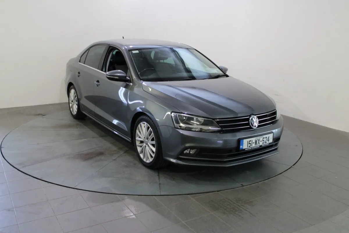 Volkswagen Jetta 2.0 TDI Highline 4DR - Image 1