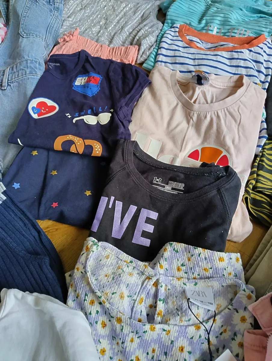 Girls bundle age8-10 - Image 3