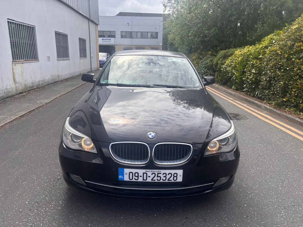 BMW 520d NEW NCT BUSINESS EDITION - Image 2