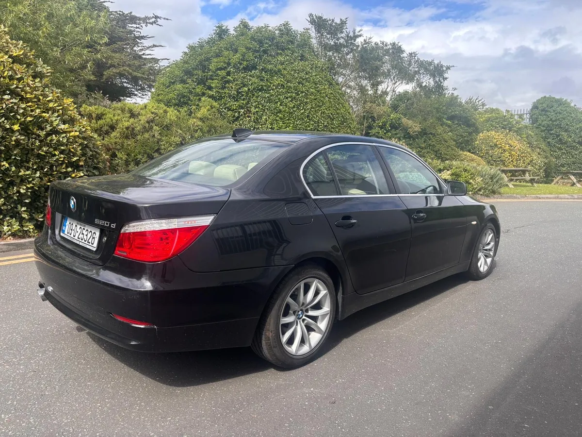 BMW 520d NEW NCT BUSINESS EDITION - Image 4