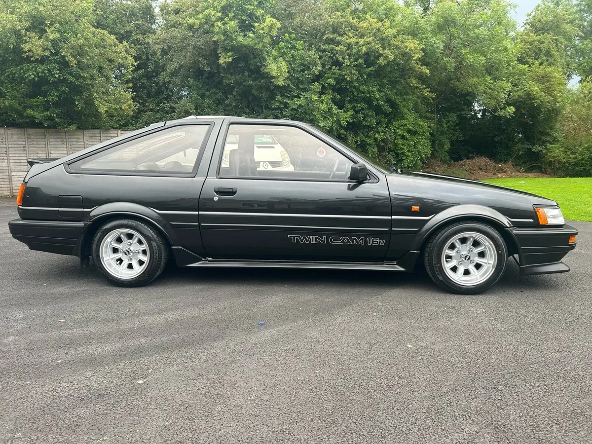 Toyota Corolla twincam - Image 4