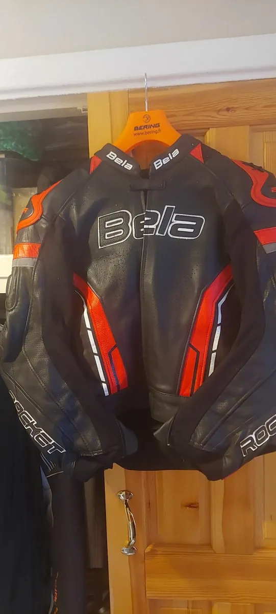Motorcycle gear/clothes - Image 1