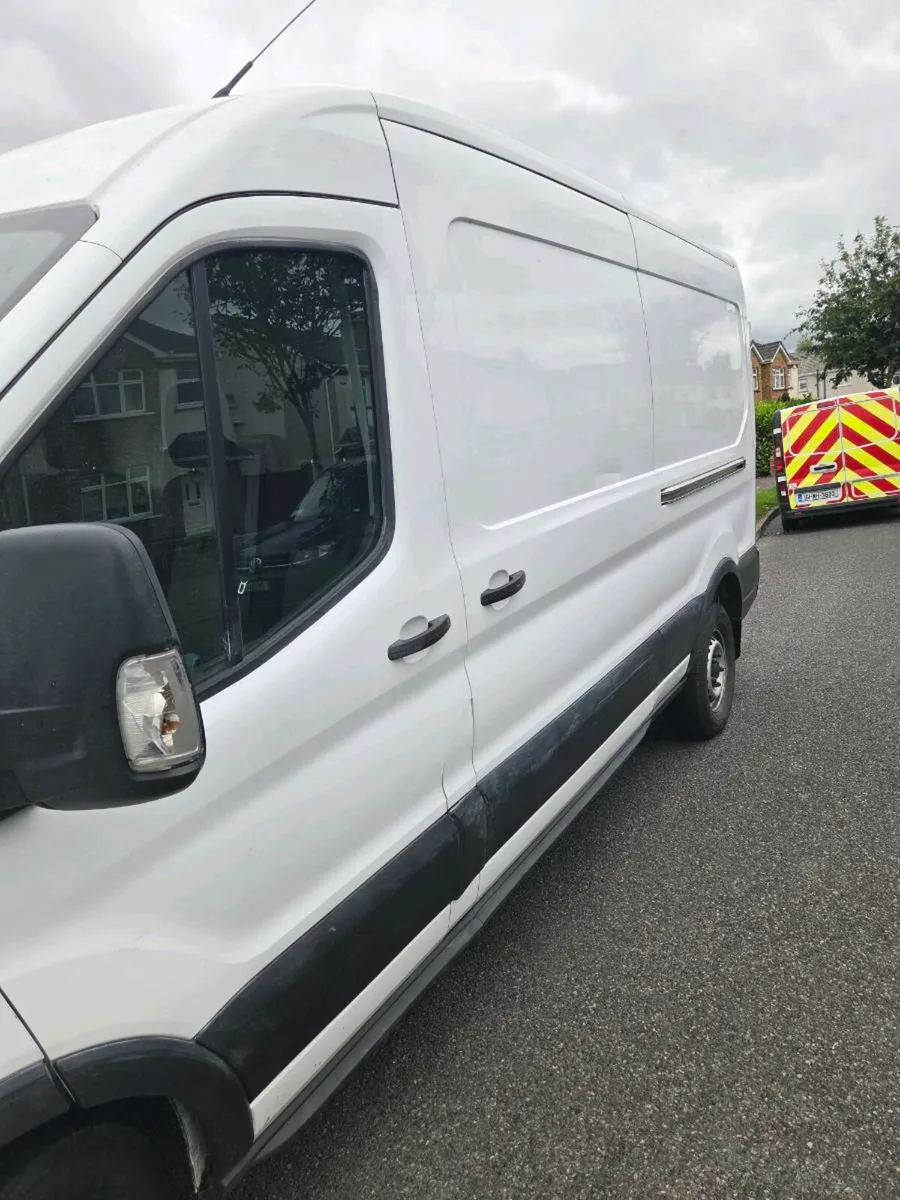 Ford transit - Image 2