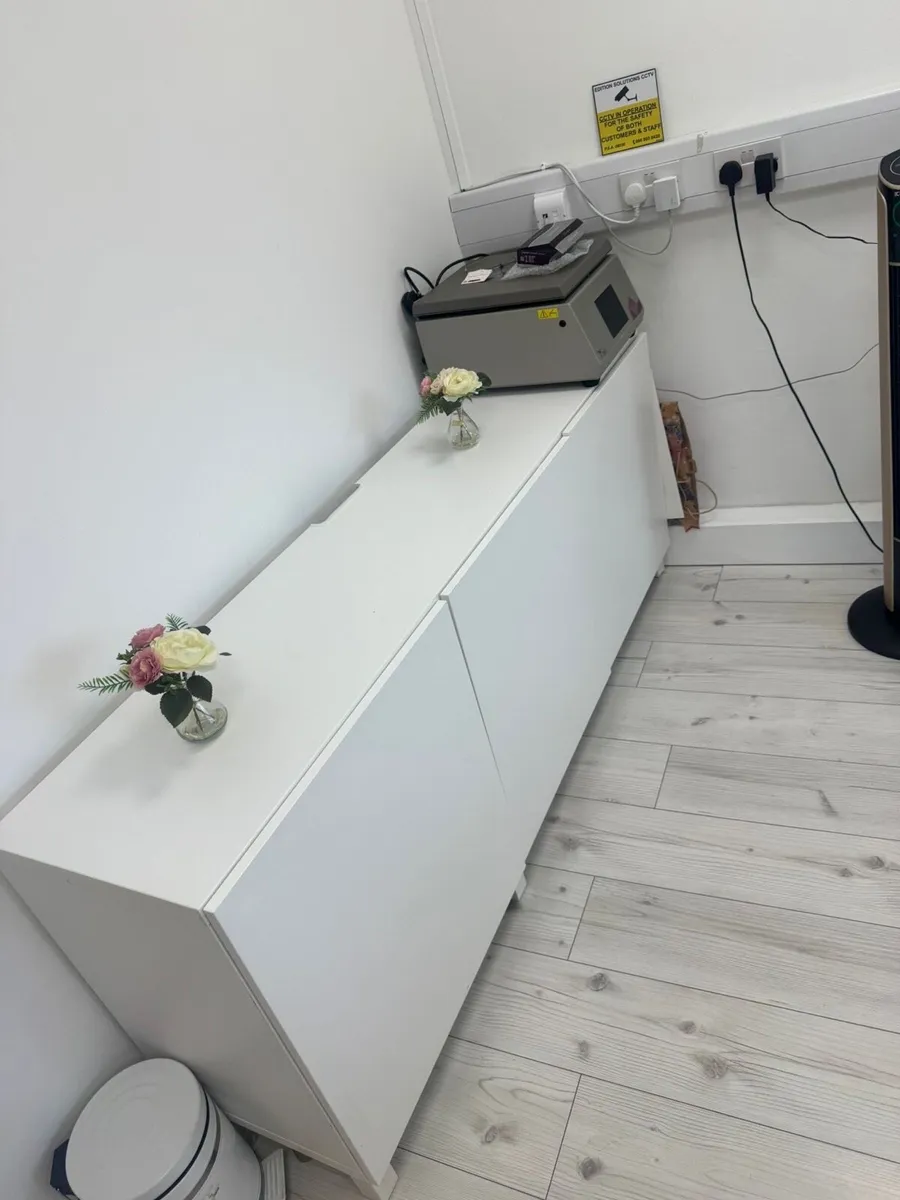 Ikea TV stand - Image 3