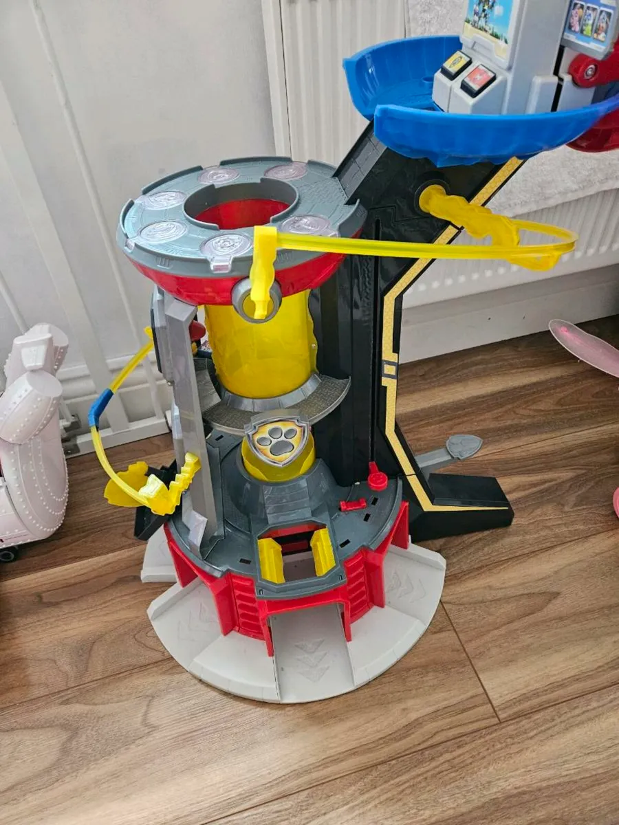 Paw patrol tower - Image 1