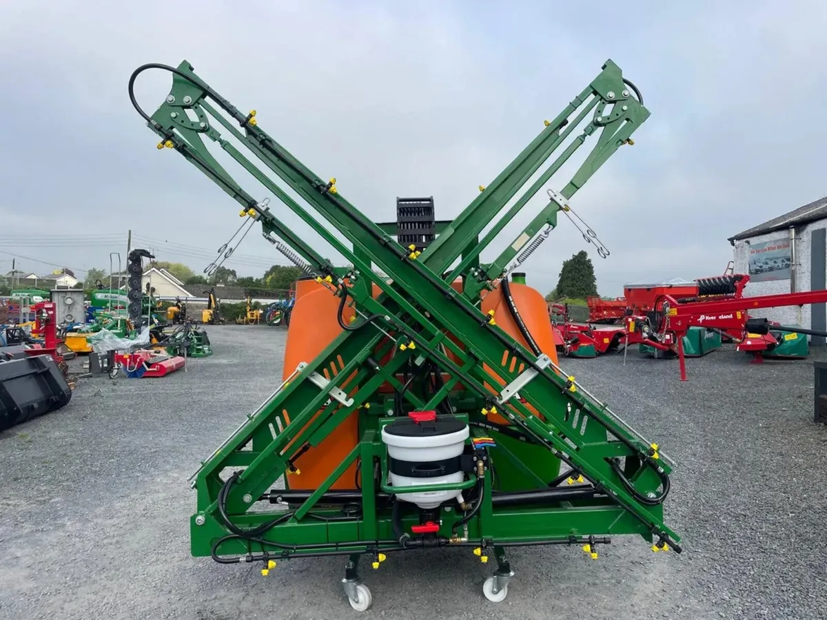 Agrional 1000 Litre Sprayer C/W 15 Metre Booms - Image 2