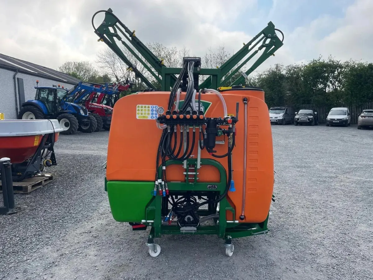 Agrional 1000 Litre Sprayer C/W 15 Metre Booms - Image 4