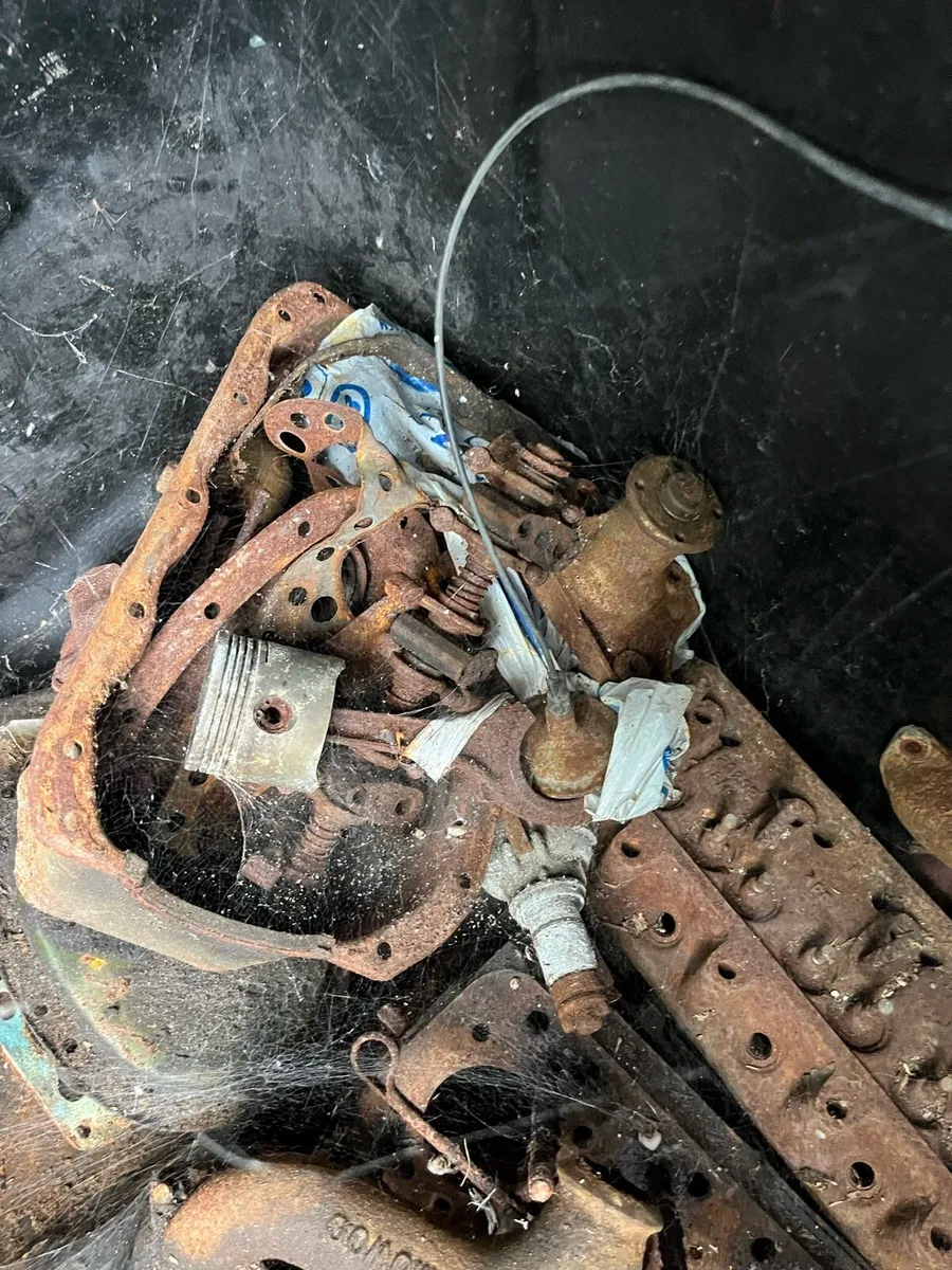 Morris minor parts - Image 3
