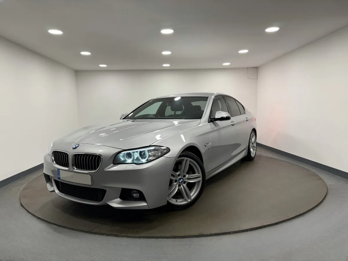 2016 BMW 5-Series 520D M Sport - Image 2