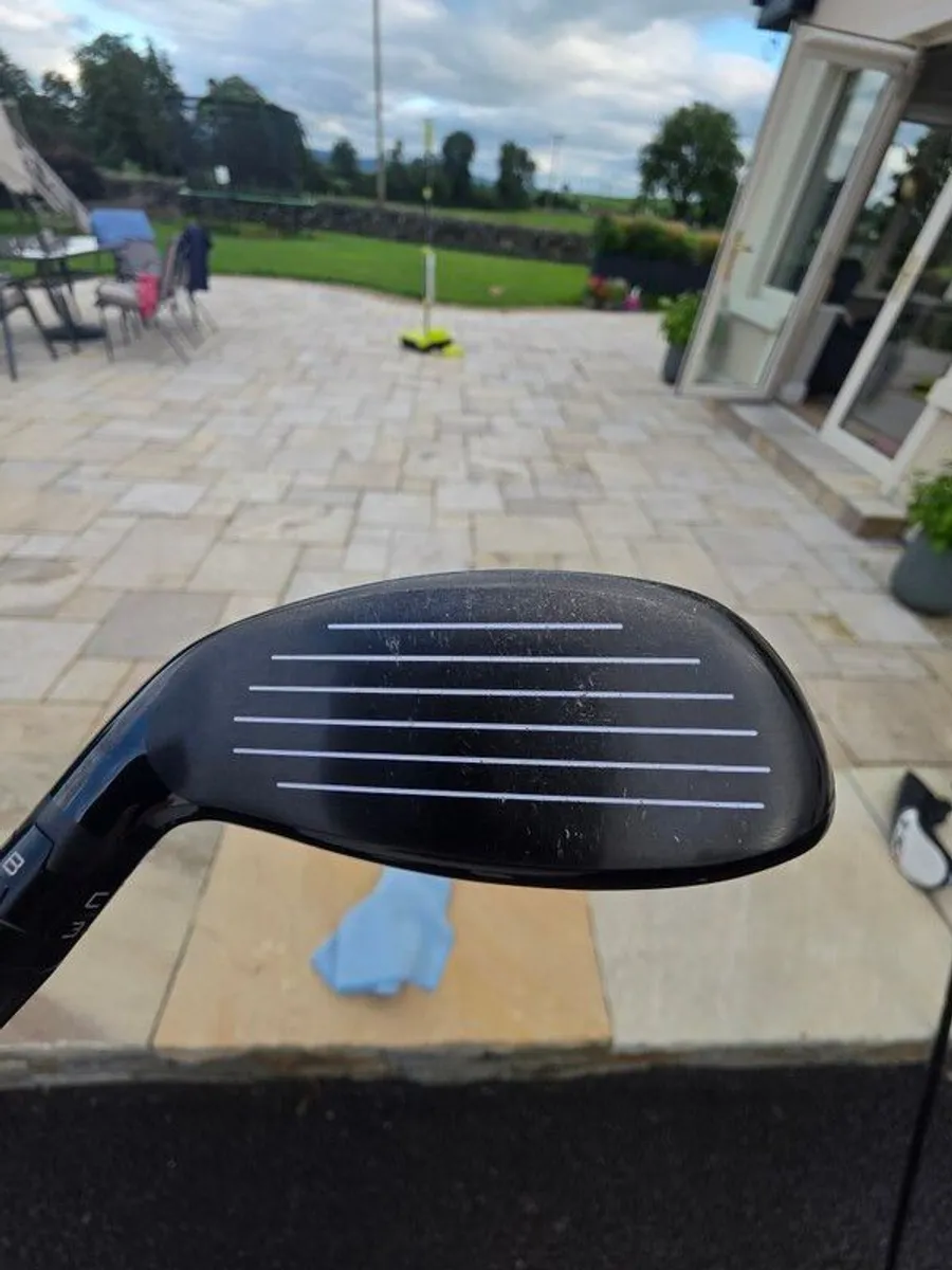 Titleist TSR3 Hybrid 19 degree X flex Tour Spec shaft - Image 3