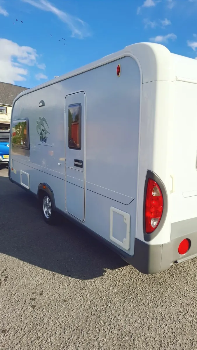 Caravan - Image 2