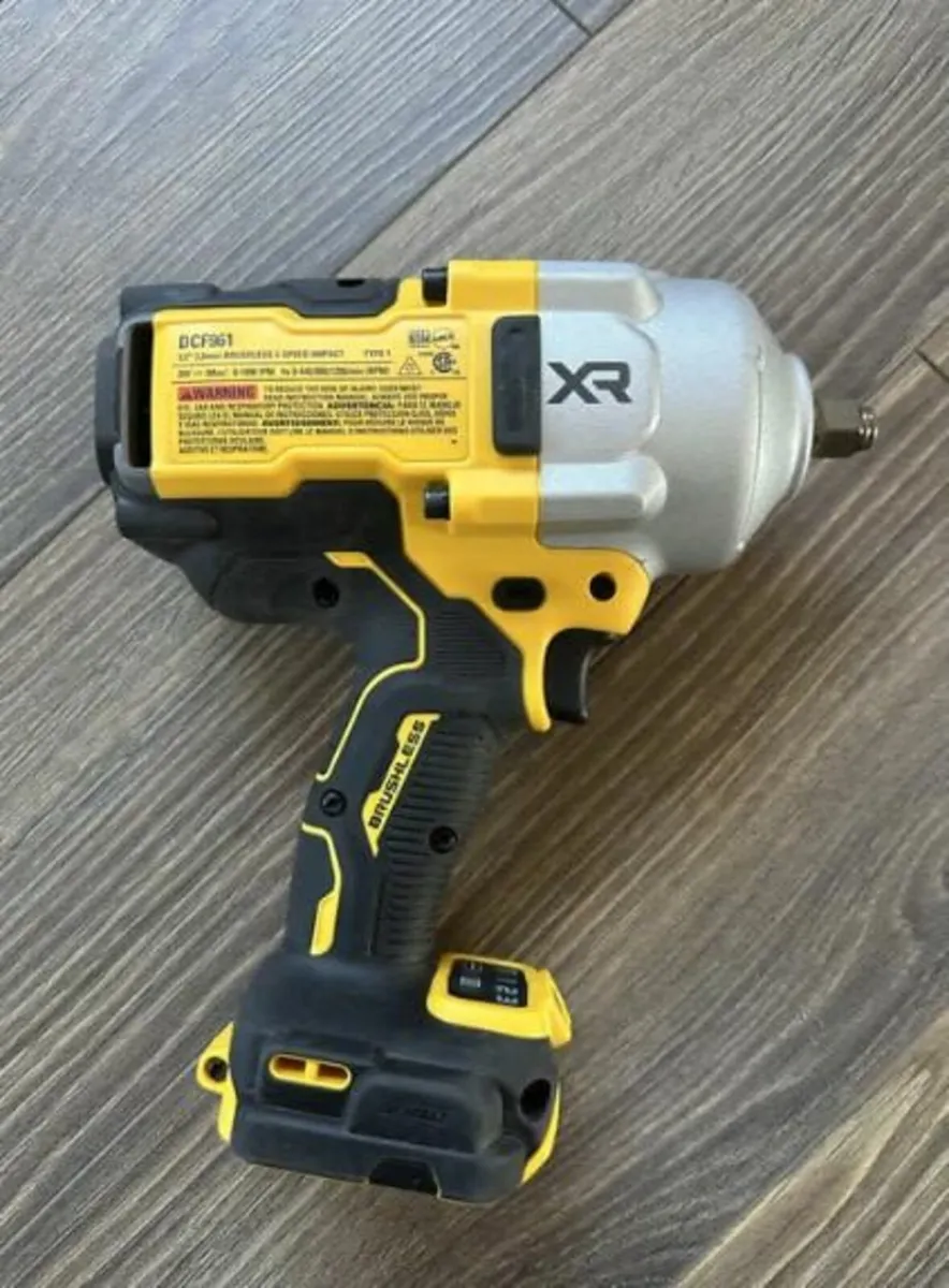 Dewalt Cordless  Impact DCF961.20v - Image 2