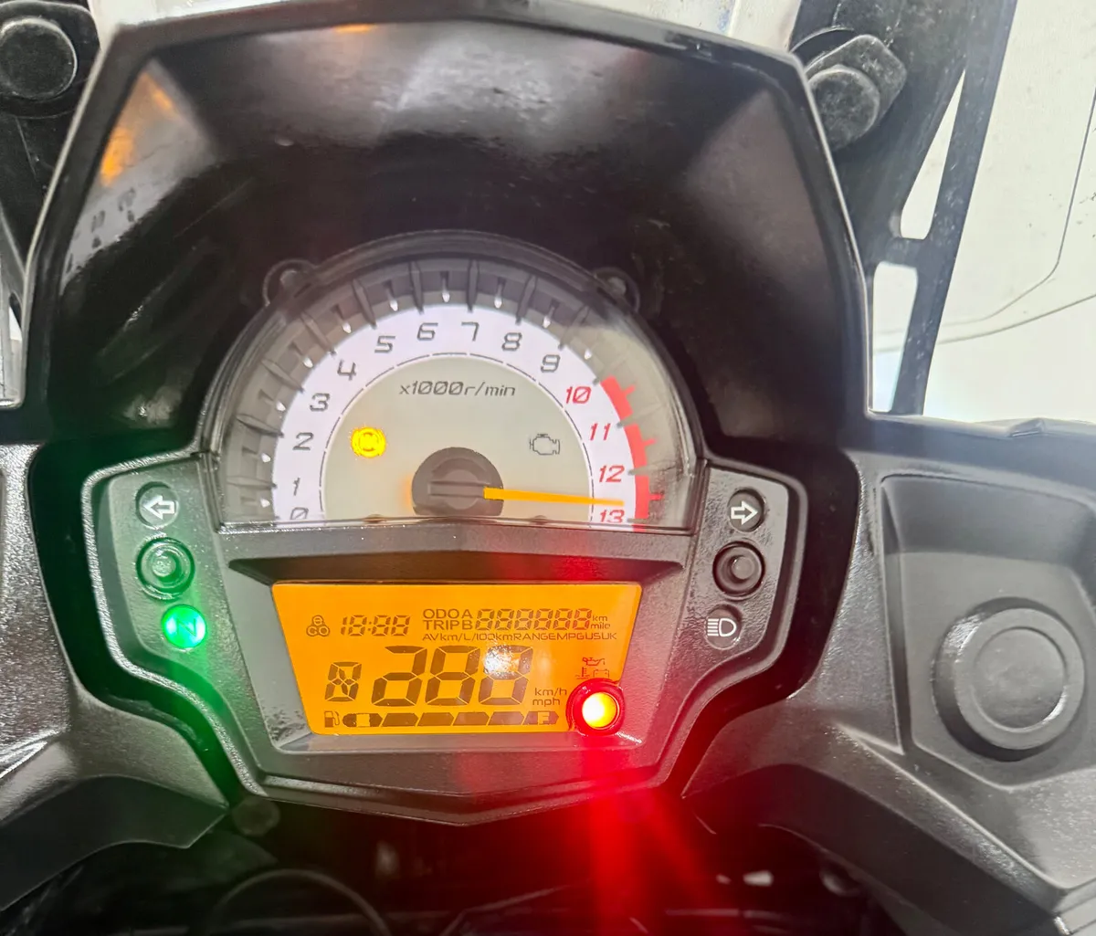 KAWASAKI VERSYS 650 TRADE INS WELCOME - Image 3