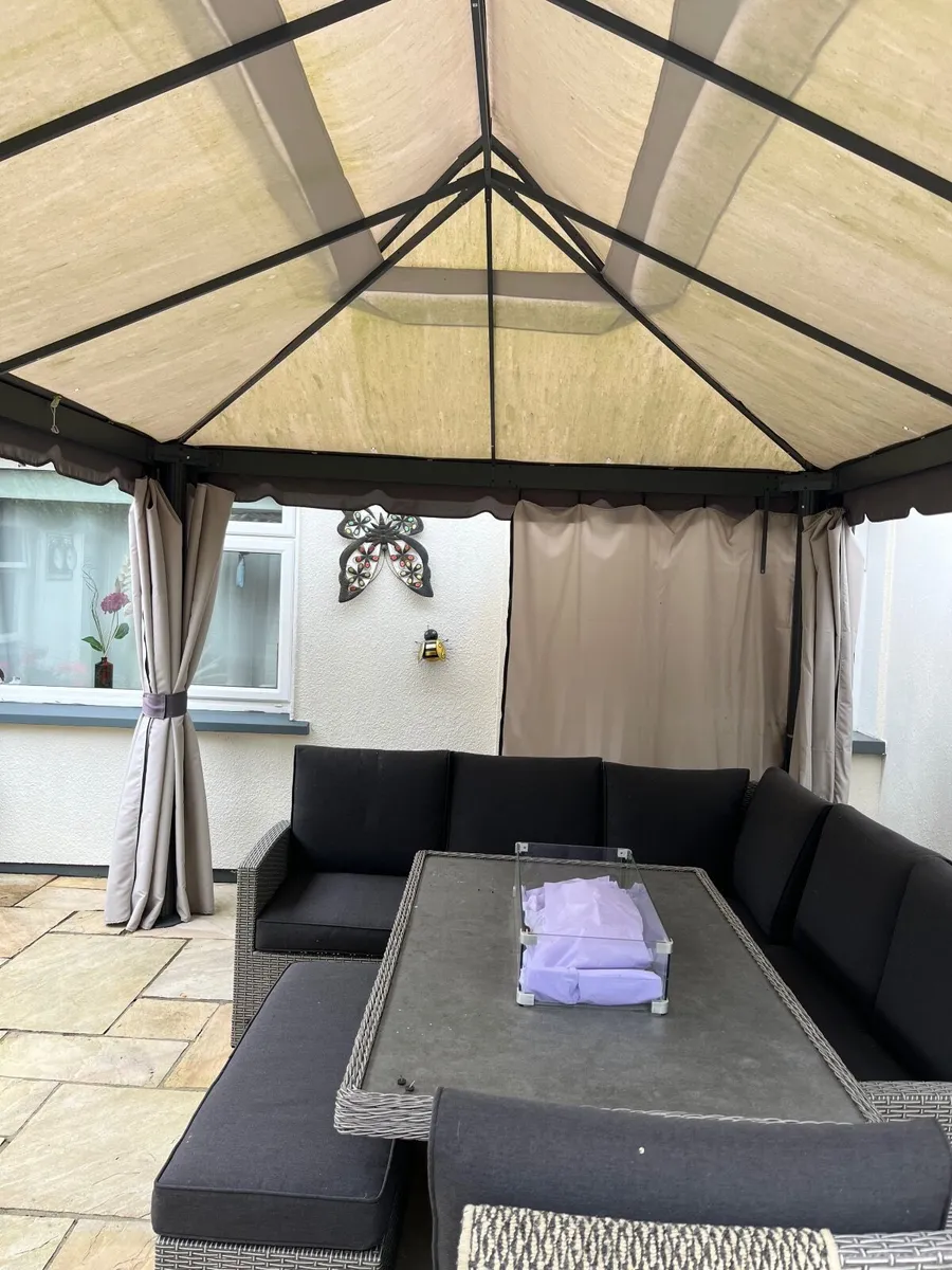 Gazebo - Image 1