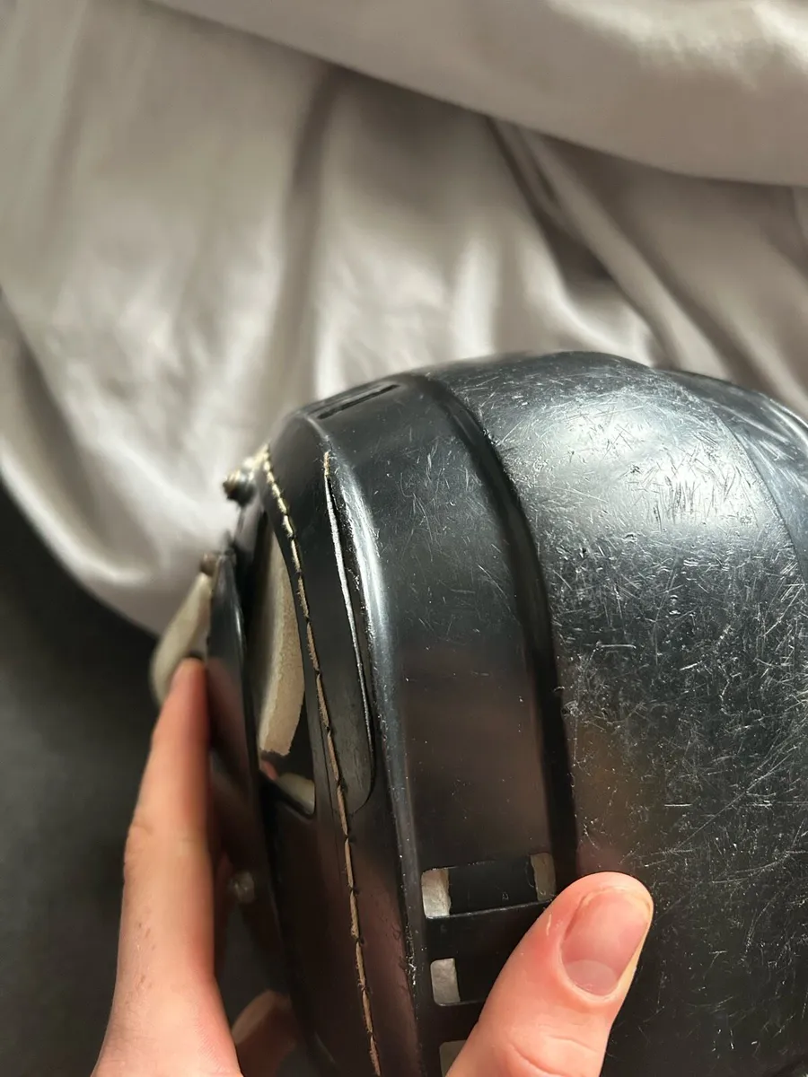 Hurling helmet - Image 4