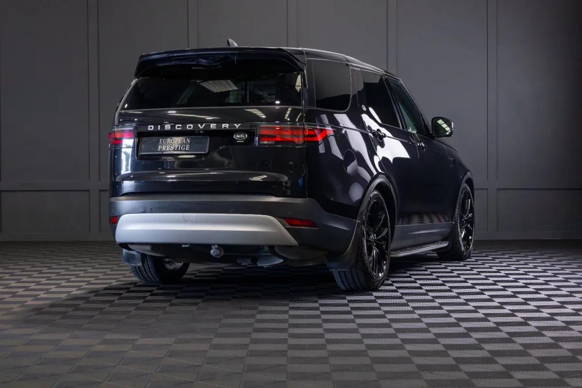 2021 Land Rover Discovery 3.0 2 Seat Commercial - Image 3
