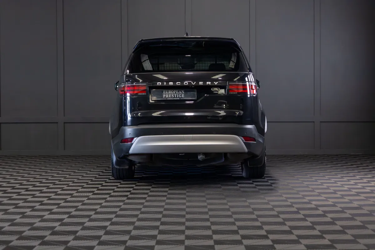 2021 Land Rover Discovery 3.0 2 Seat Commercial - Image 4