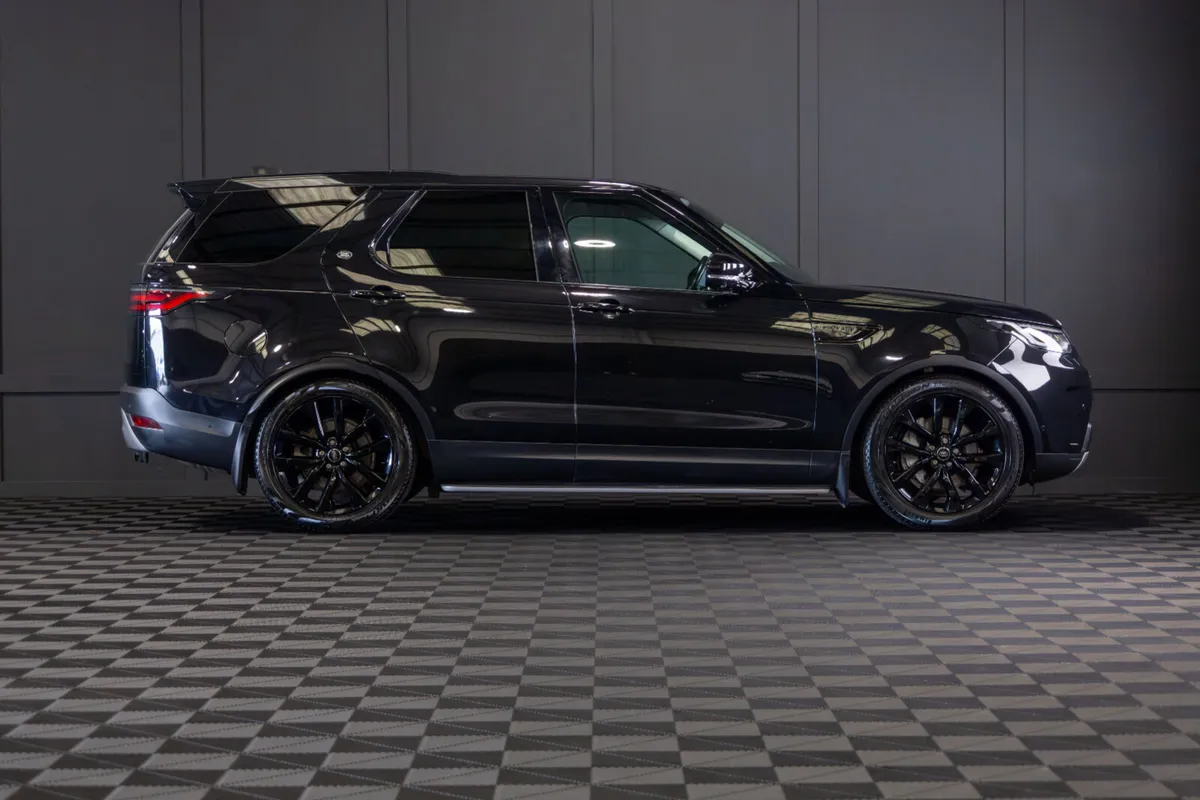 2021 Land Rover Discovery 3.0 2 Seat Commercial - Image 2