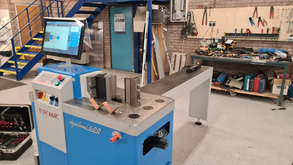 Horizontal Pressbrake - Image 4