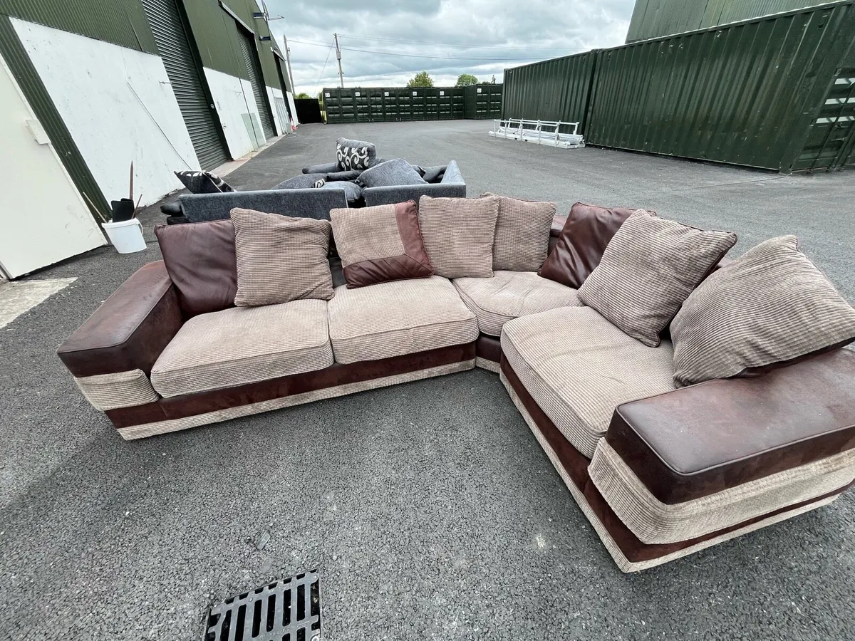 Brown/ beige corner sofa set couch - Image 3